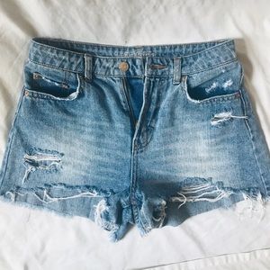 High wasted jean shorts